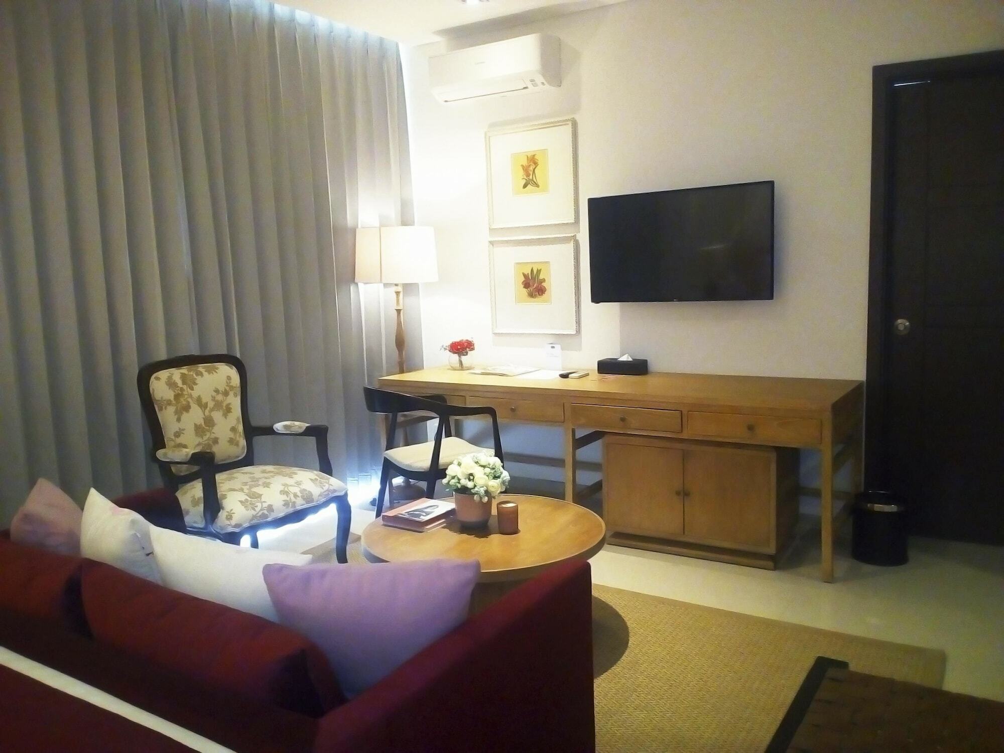 M Hotel Соронг Экстерьер фото