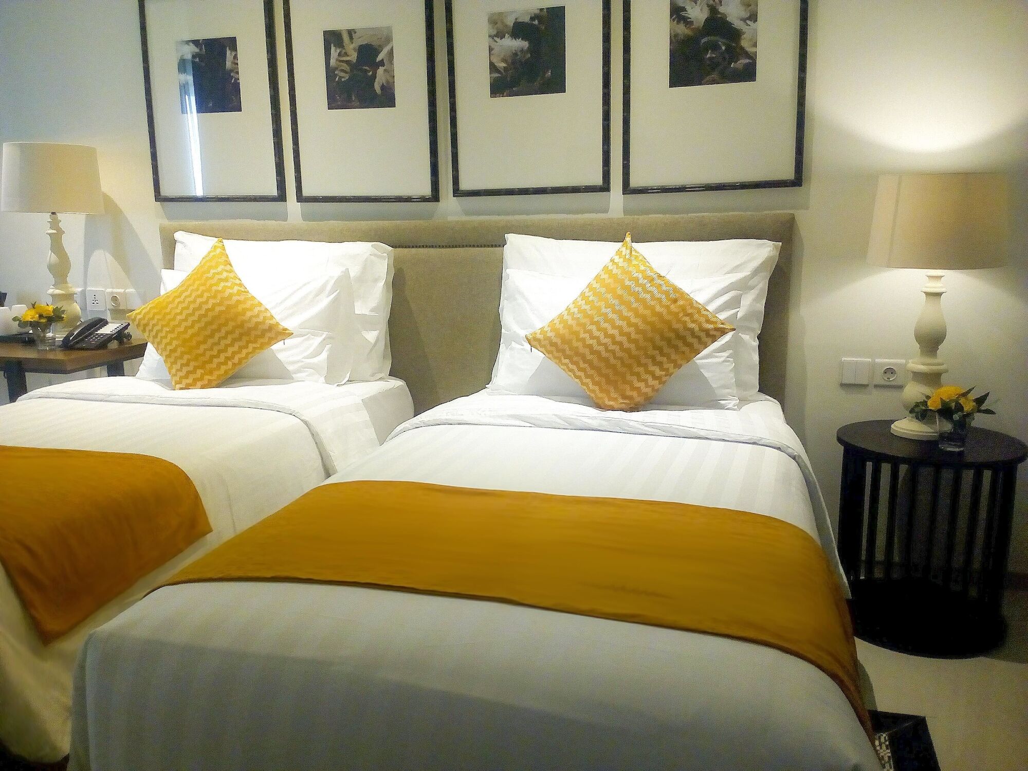 M Hotel Соронг Экстерьер фото